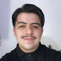 Edson Rosales diseñador web en monterrey